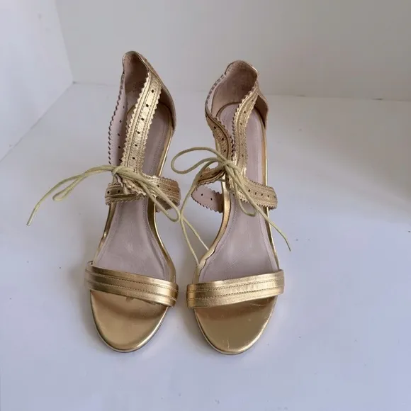 Pour La Victoire Shanna Gold Leather Dress Open Toe Heels Size 8.5