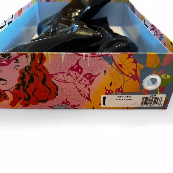 PUSHOVER boots by Jeffrey Campbell new in box size 7.5