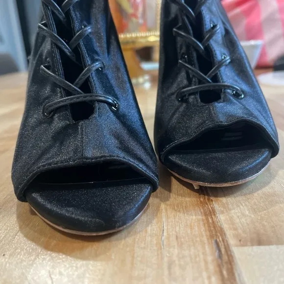 RAYE TYSON LACE OVER THE KNEE BOOTS