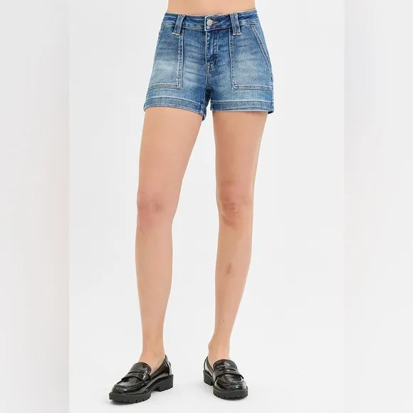 RISEN Low Rise Patched Pocket Shorts