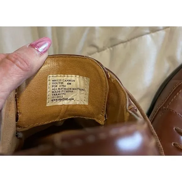 Robert David Young Mans Dress Shoes size 6M