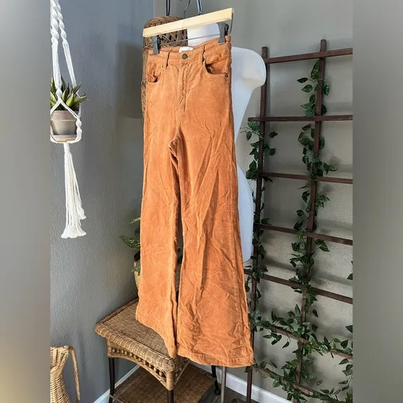 Rolla’s East Coast Flare High Rise Corduroy Pants 26