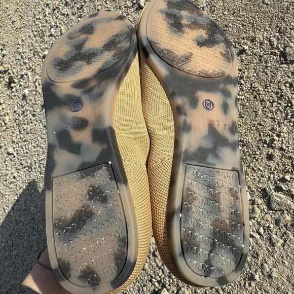 Rothy’s The Point Toe Ballet Flat Slip On Shoes Camel Shade Size 10