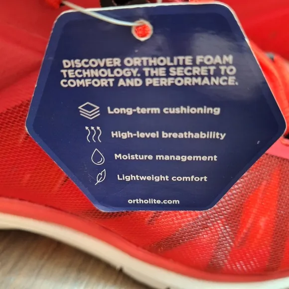 RYKA RED WOMEN'S TENNIS SHOES, ORTHOLITE. 8.5 M  NWT