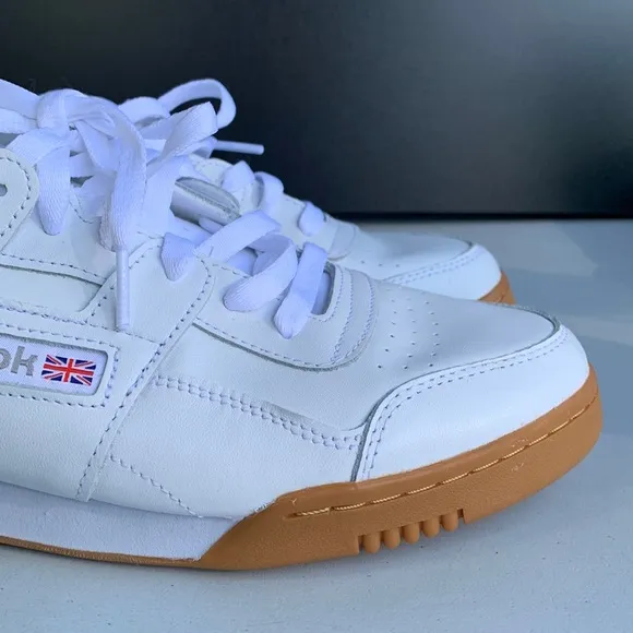 S162 Reebok NWOT Workout Plus Athletic Training‎ Shoes White Men’s size 9.5