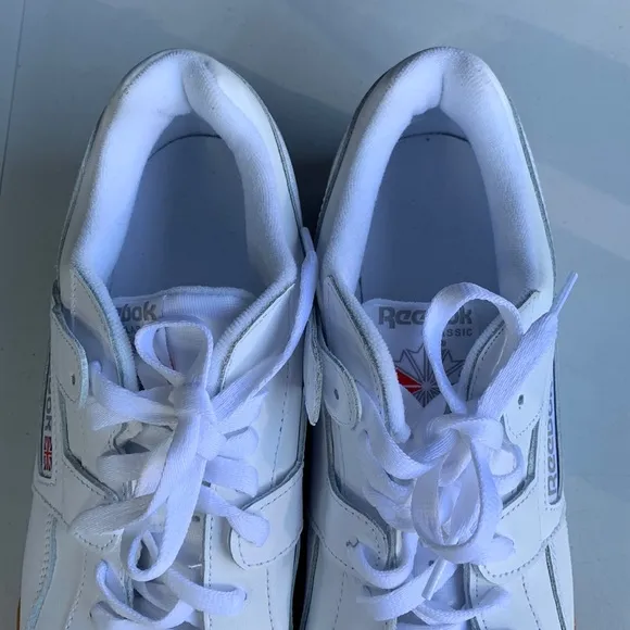 S162 Reebok NWOT Workout Plus Athletic Training‎ Shoes White Men’s size 9.5