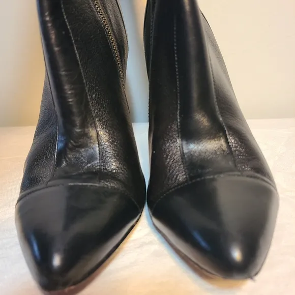 Saks boots