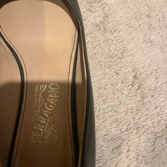 Salvatore Ferragamo Black Leather Ballet Flats with Golden Buckle size 9