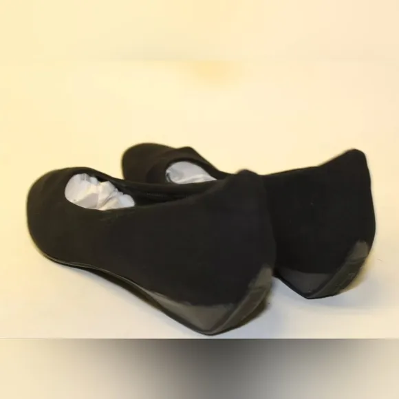 Salvatore Ferragamo Italy Made Womens 8 Black Suede Ballet Flats Shoes