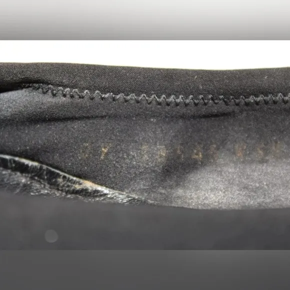 Salvatore Ferragamo Italy Made Womens 8 Black Suede Ballet Flats Shoes