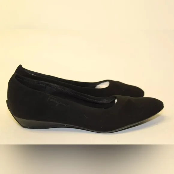 Salvatore Ferragamo Italy Made Womens 8 Black Suede Ballet Flats Shoes