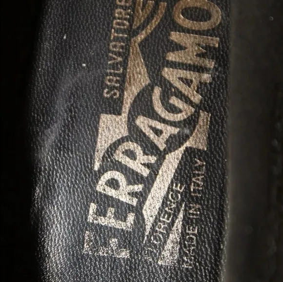 Salvatore Ferragamo Italy Made Womens 8 Black Suede Ballet Flats Shoes