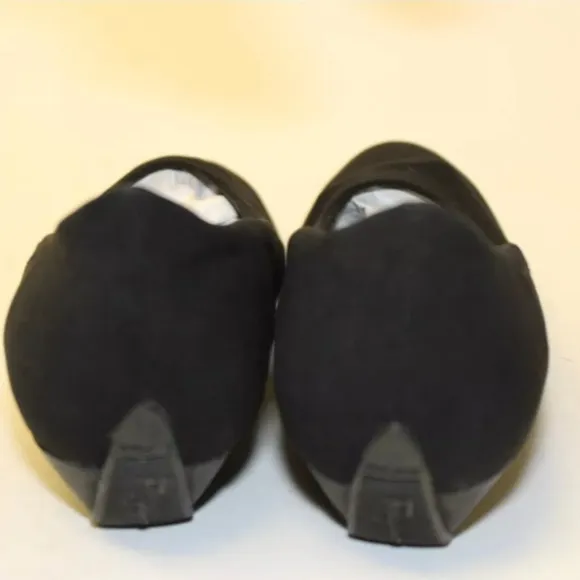 Salvatore Ferragamo Italy Made Womens 8 Black Suede Ballet Flats Shoes