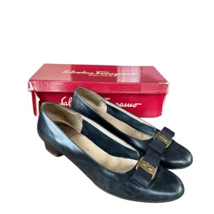 SALVATORE FERRAGAMO Lillaz Leather Ballet Pump 9 B Bow Shoes