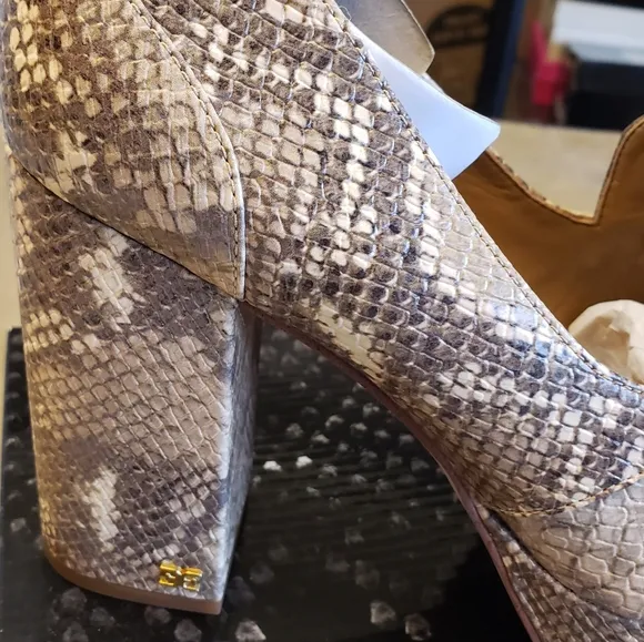 Sam Edelman Aurelie Platform Loafer Women Shoes Wheat Multi Snake-Print Size 8