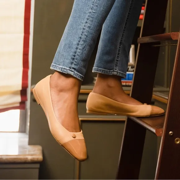 Sarah Flint Sacchetto Ballet Flat in Sand Nappa