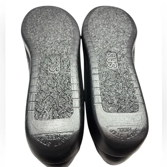 SAS Classic Womens Loafer Comfort Shoe Size 9 Black Handsewn Made in USA   NEW!