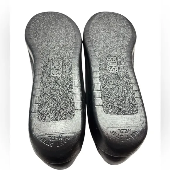 SAS Classic Womens Loafer Comfort Shoe Size 9 Black Handsewn Made in USA   NEW!