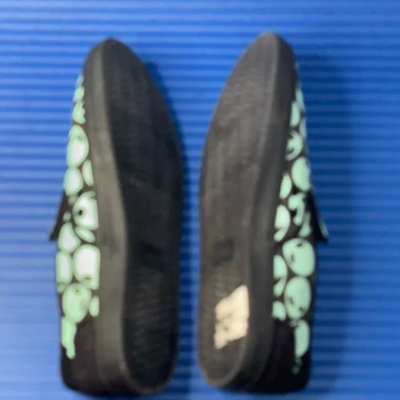 Size 11.5- Men’s Alien Toms Vegan Slip On Glow In The Dark Sneakers Shoes NEW