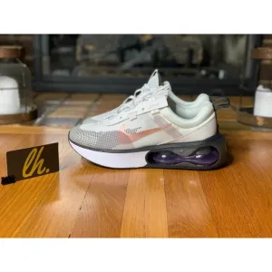 Size 6.5y / 8 W Nike Air Max 2021 Athletic Running Shoes DA3199-103