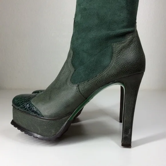 Size 9 Knee High Donald Pliner Rune Leather/Suede Boots with Heel Green