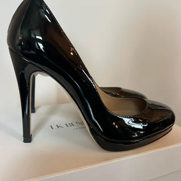 Sledge Black Patent Platform Courts