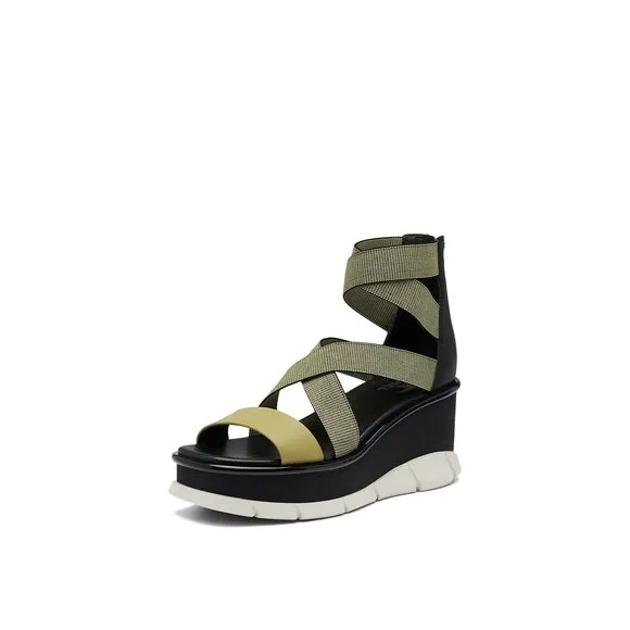 SOREL WOMEN'S JOANIE III SPORT STRAP SANDALS - OLIVE SHADE, BLACK - SIZE 9.