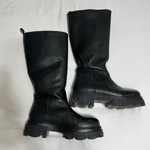 Steve Madden knee high platform boots