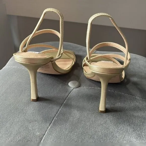 Steve Madden Newsflash Gold Leather Thin Strap Stiletto Open Toe Dress Sandals S