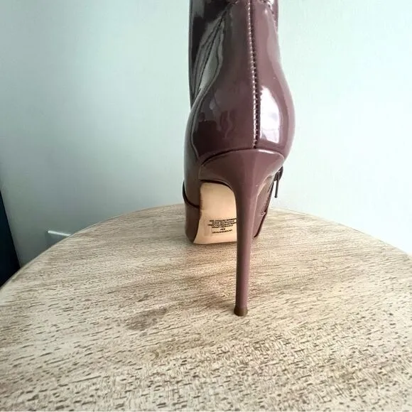 Steve Madden Over The Knee Patent Leather Victory Boots in Purple Size 6 NWOB