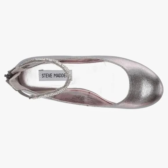 Steve Madden Pewter Jziler Adorned Ankle Strap Ballet Flat, Little Girls Size 3.