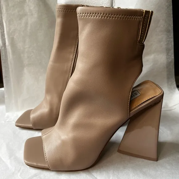 Steve Madden Transfer Block Heel Square Toe Booties Shoes