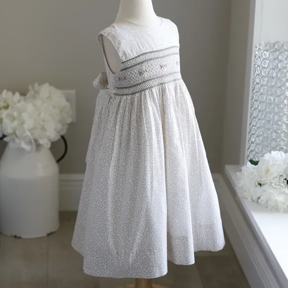 Strasburg Dress Mini-Floral Smocked Sleeveless Sundress size 2 Spring Vacation