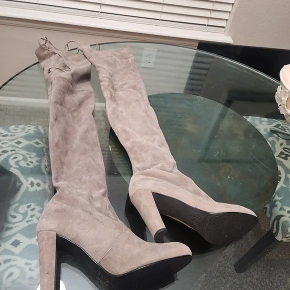 Stuart Weitzman Highland Stretch-Suede Over-The-Knee Londra Boots Taupe …