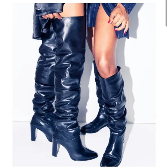 Stuart Weitzman Histyle Knee High Slouchy Leather Boots