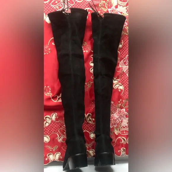 Stuart Weitzman Midland Suede over the knee boot black color EU size 38 = US 7.5