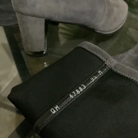 STUART WEITZMAN Suede Metal trim Heel Boots