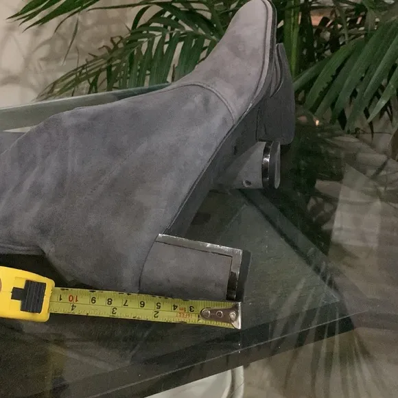 STUART WEITZMAN Suede Metal trim Heel Boots