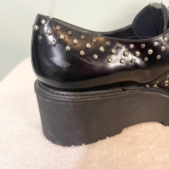 Stuart Weitzman Womens Black Patent Leather Platform Studded Lace Shoes Size 7.5