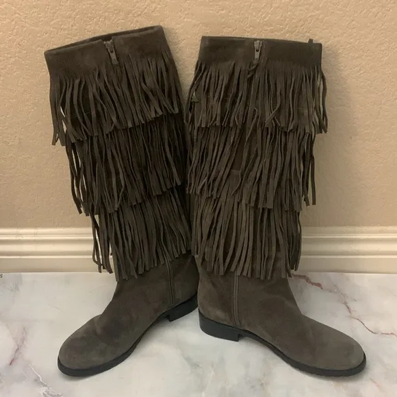 Stuart weitzman zippered knee high boots suede swinglow fringe boots size 6M