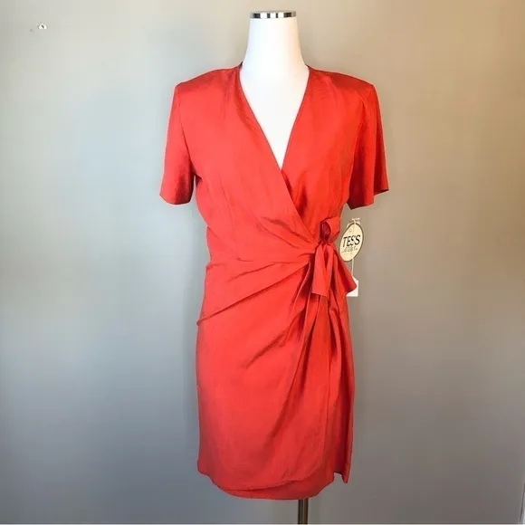 STUNNING 100% silk coral wrap dress NWT 8