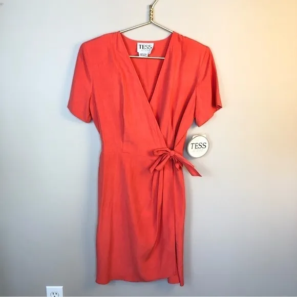 STUNNING 100% silk coral wrap dress NWT 8