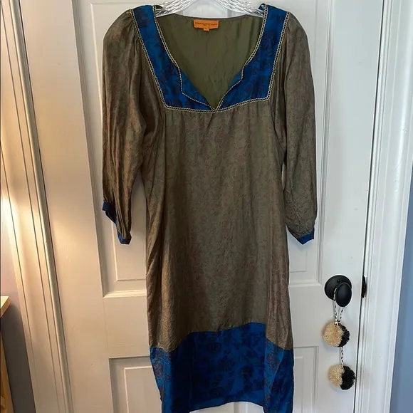 Stunning sexy silk Roberta Roller Rabbit Bohemian gold braid trim dress S