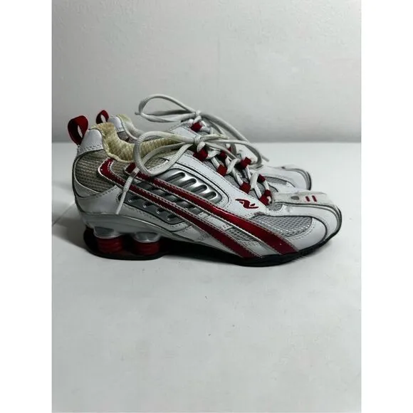 Super Rare Athletic Works Women’s Diva White Red Gray Shoes Size 6,5