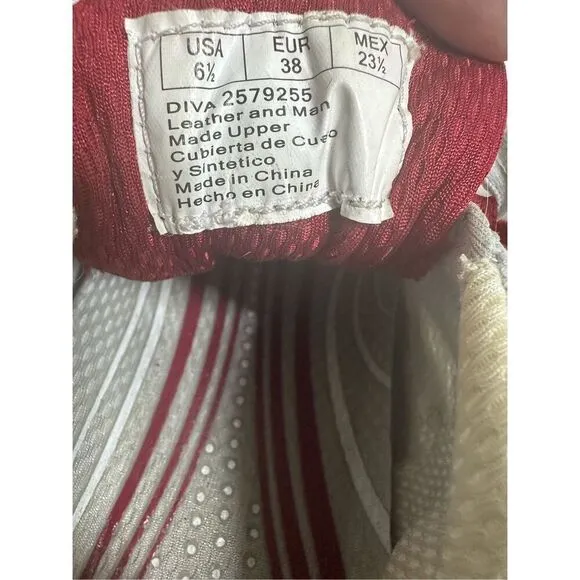 Super Rare Athletic Works Women’s Diva White Red Gray Shoes Size 6,5