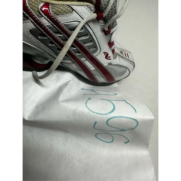 Super Rare Athletic Works Women’s Diva White Red Gray Shoes Size 6,5