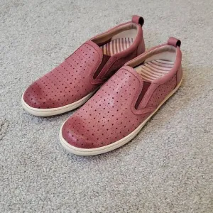 Taos Court Women's Leather Comfort Slip On Shoes Size 8
