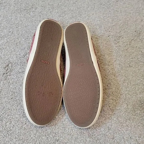Taos Court Women's Leather Comfort Slip On Shoes Size 8
