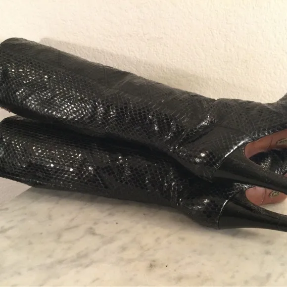 The Fry Co “AVA” Black Snakeskin Knee-High Boots
