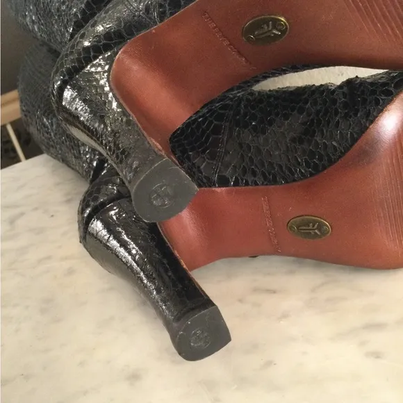 The Fry Co “AVA” Black Snakeskin Knee-High Boots